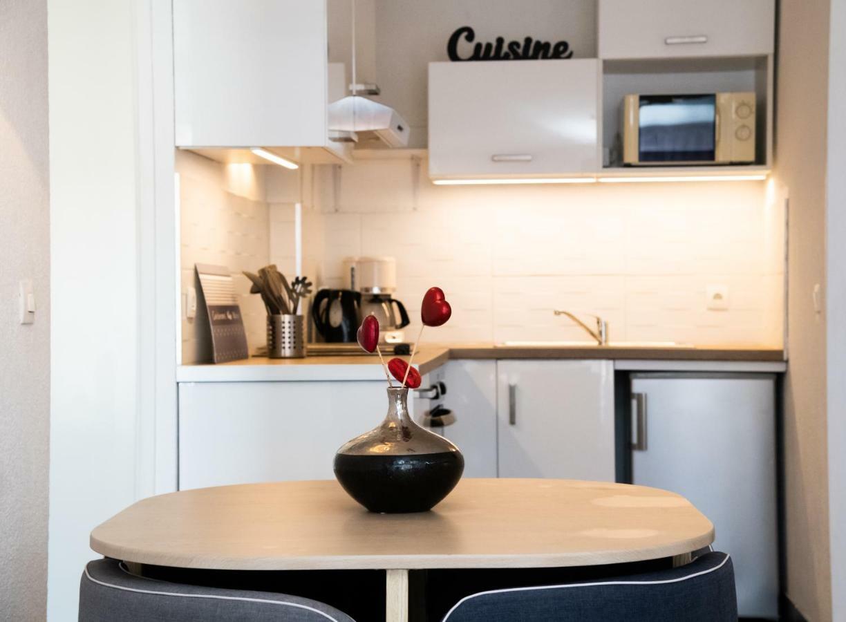 Appartements Du Leman - Proches Geneve - Parkings Prives Gratuits 안마스 외부 사진